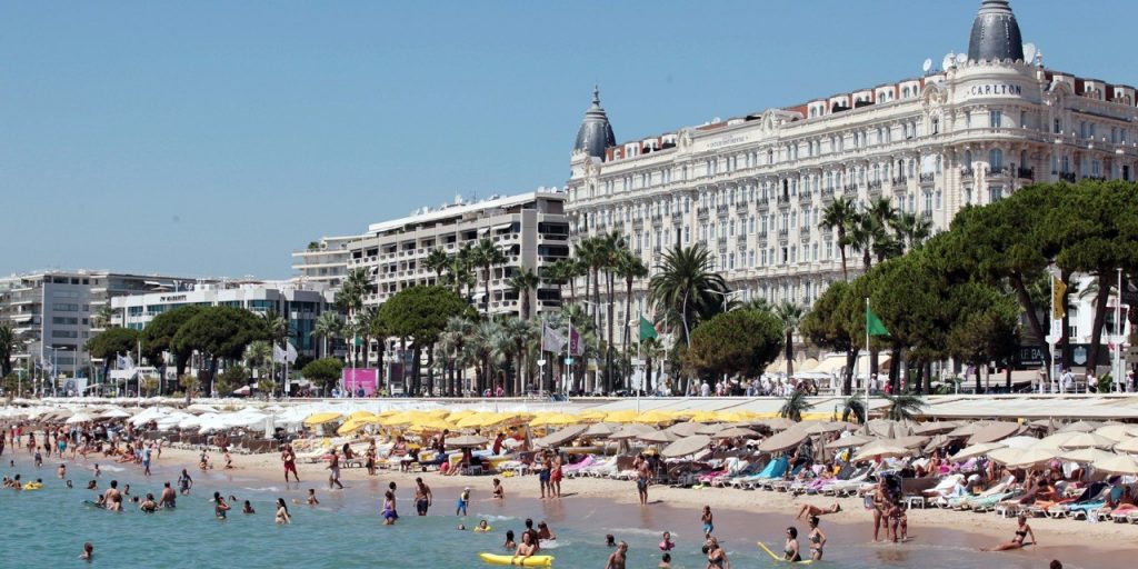 Arrêtés anti-burkini : l’argument de la laïcité est « très mauvais »