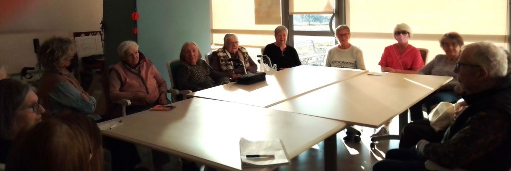 Bibliothèque – Les bénévoles à l’EHPAD Menez Kergoff